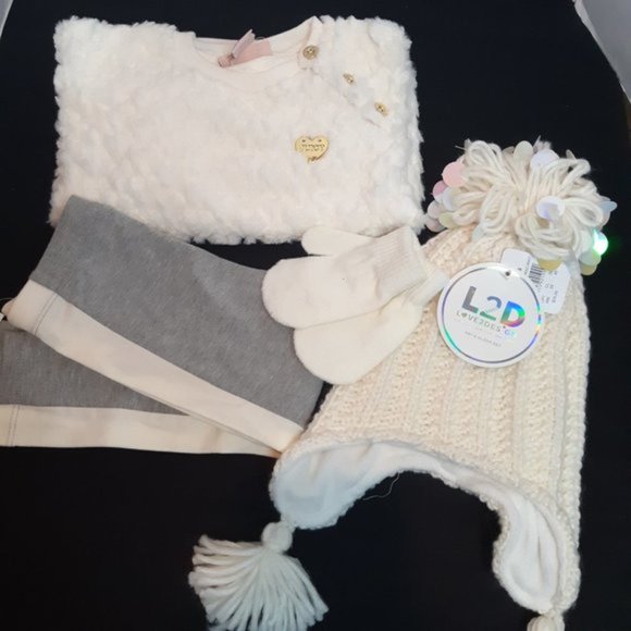 Juicy Couture 24 MONTHS Cozy Legging & Sweater Set + Hat and Gloves Set NWT - Picture 4 of 16